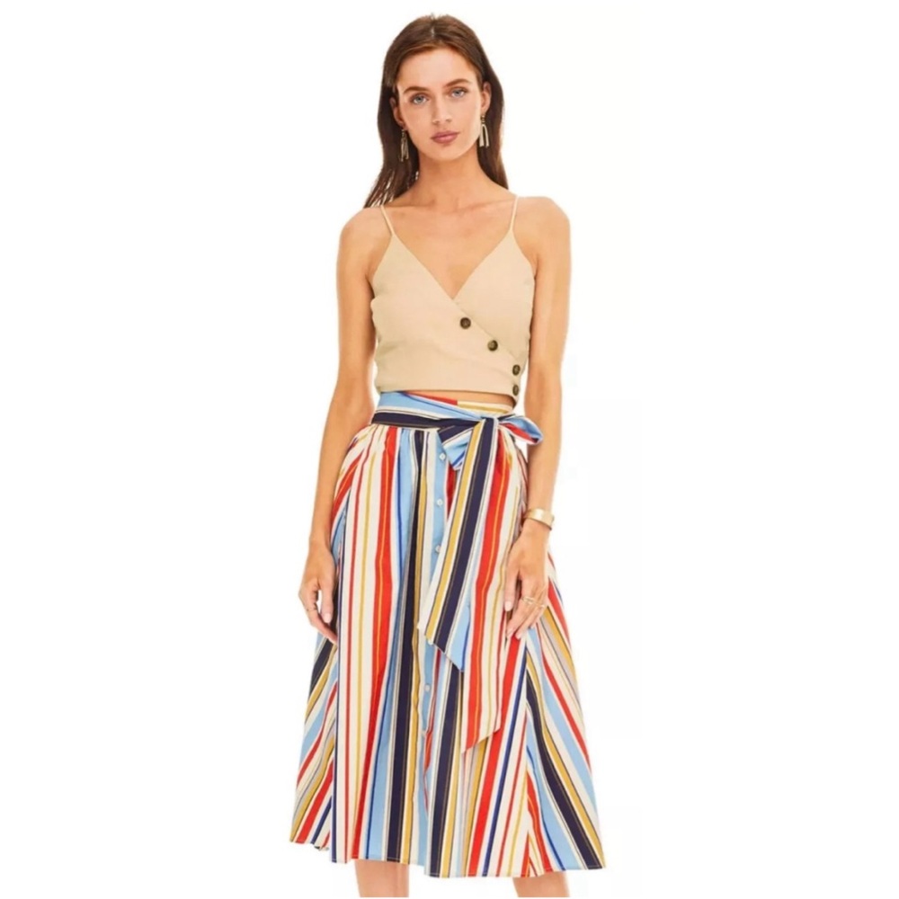 ASTR ♡ Shayla mid length full flare button down skirt with belt - Picture 3 of 4